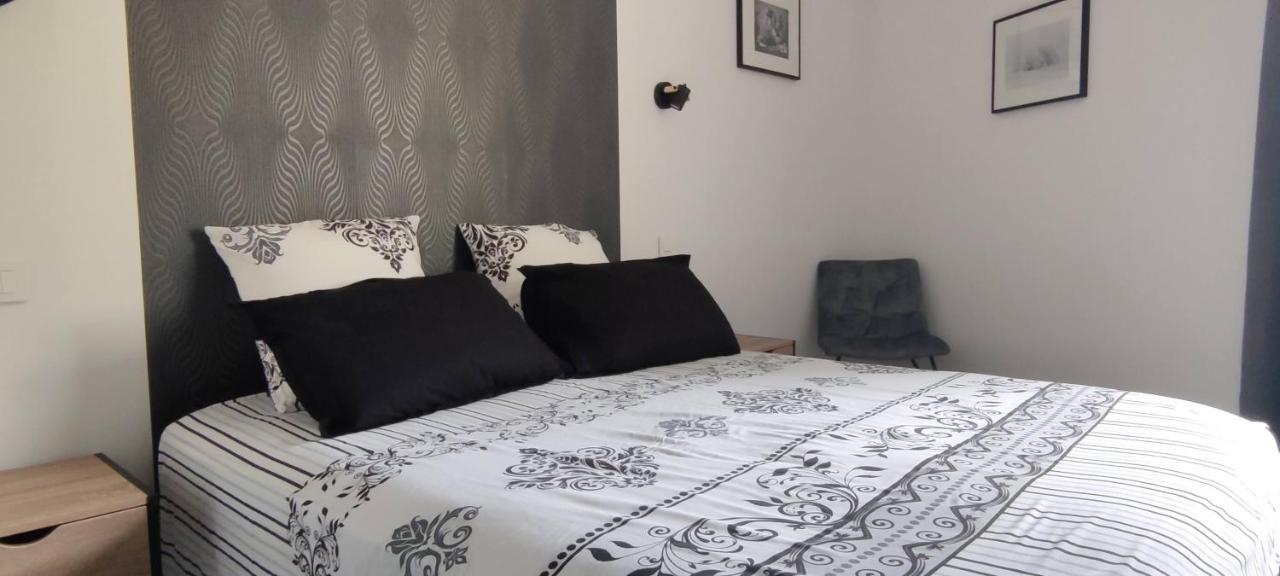 오랑주 Domaine De La Violette B&B 외부 사진